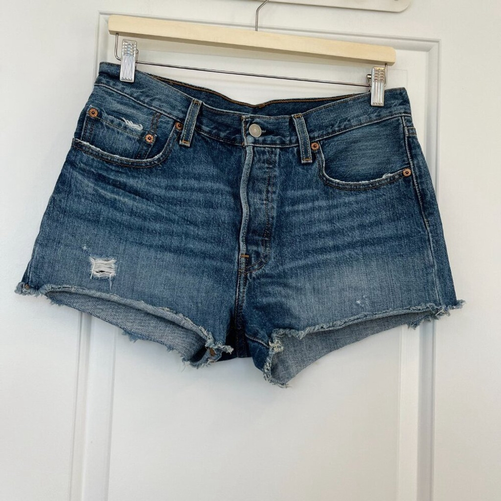 Levi's Blue 501 Shorts Mid Rise Button Fly Cut Off Raw Hem Distressed, Sz 28